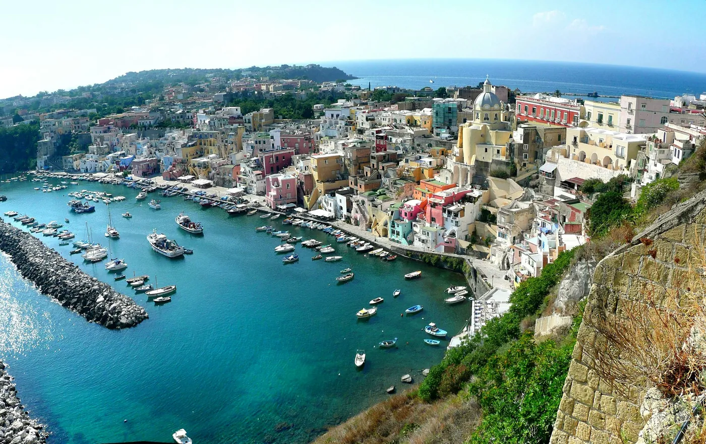Private Procida Boat Tour with Captain