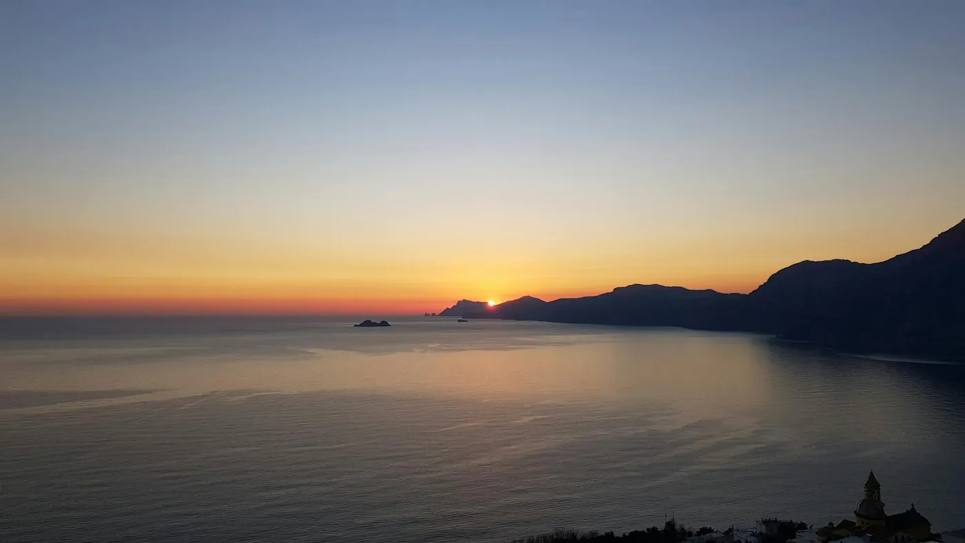 L'itinerario: da Positano ad Amalfi tra fiordi e grotte